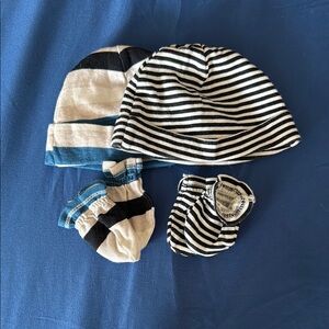 Striped Kids Hat and Mittens Set